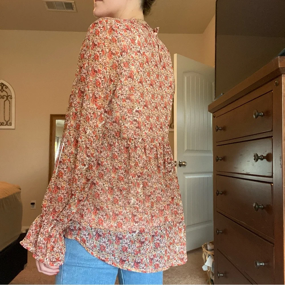 Floral ROOLEE Top - Picture 3 of 4